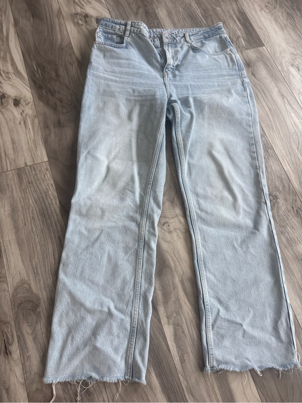 Zara Light Wash Women's Straight Jeans - Casual Flare